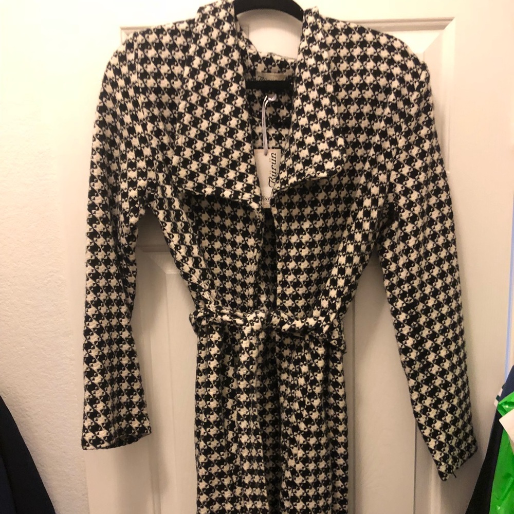Black and White Houndstooth Coat.